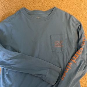 Vineyard vines long sleeve navy tee, size small